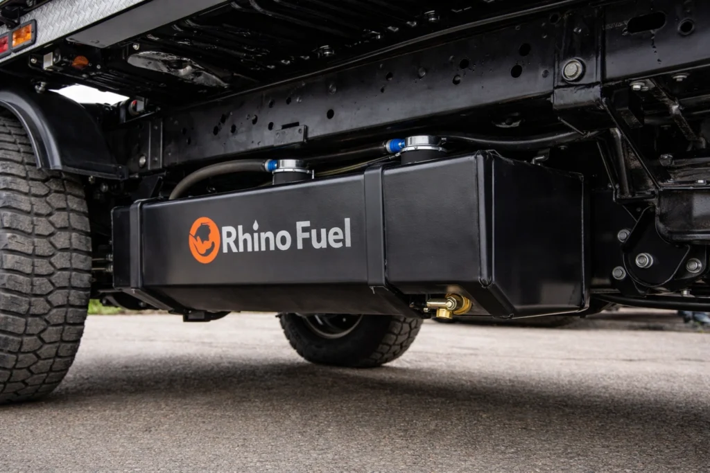 rhino-fuel-underbody-diesel-tank-commercial-truck - Rhino Fuel Underbody-mounted Rhino Fuel diesel tank installed on a commercial truck for on-site and mobile fuel delivery
